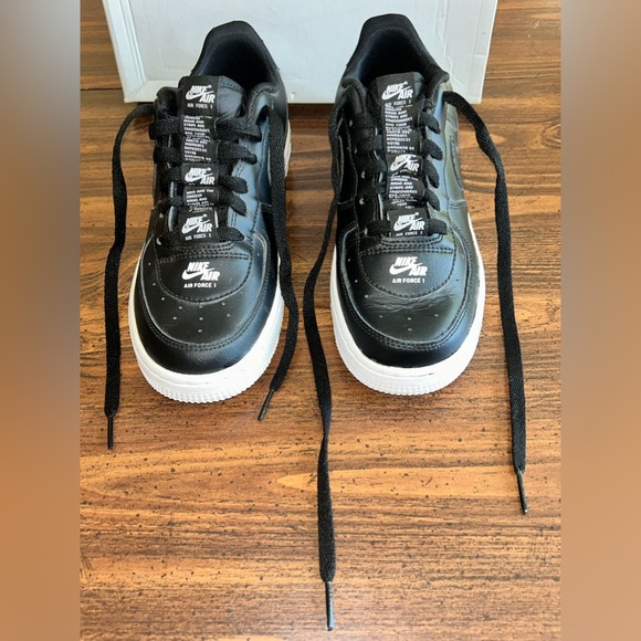 Nike Air Force 1 LV8 3 (GS) - Picture 2 of 13